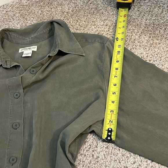 Eddie Bauer XXL Women’s Tall Button Down Forest Green Tencel Layering Top - Picture 10 of 11
